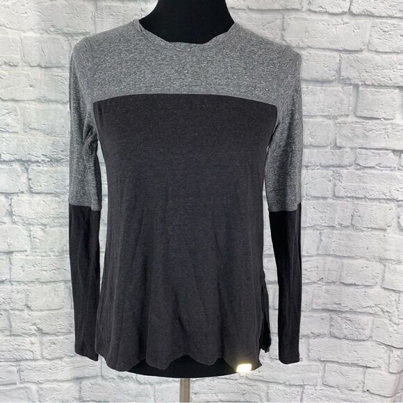 Champion color block Longsleeve Crewneck top w/one side slit black/grey sz Small - Picture 1 of 10